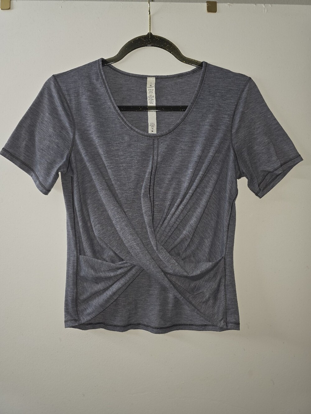 Lululemon Athletica Twist Front Steel Blue Gray Tee Size 2
